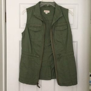 Merona utility army green vest